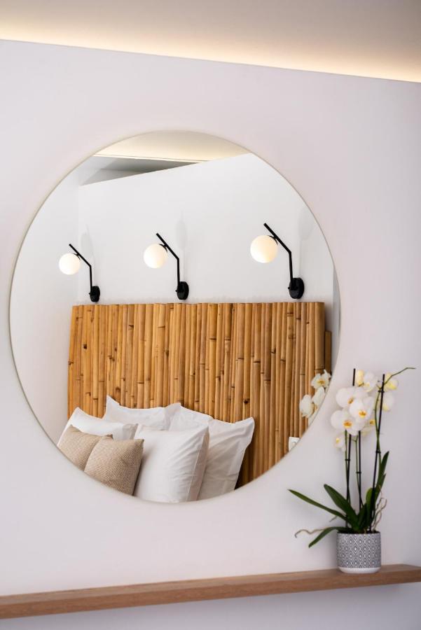 Modern Dome Homes Of Santorini 페리사 외부 사진