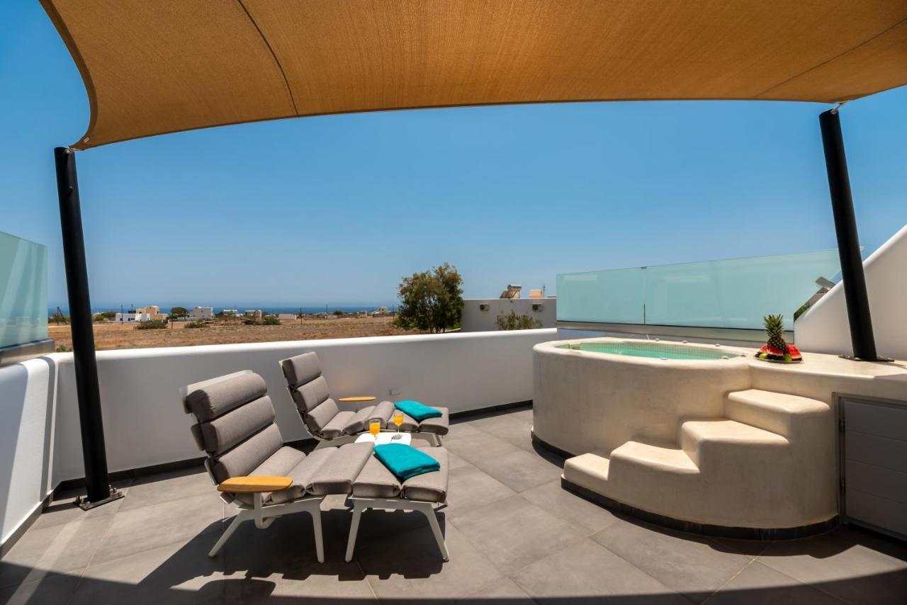 Modern Dome Homes Of Santorini 페리사 외부 사진